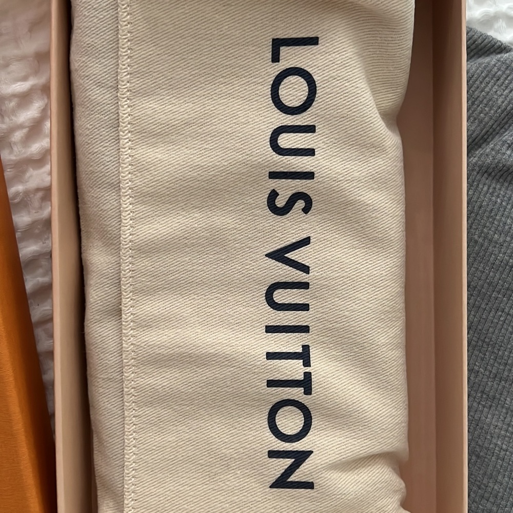 Brand new Louis Vuitton Clemence Wallet